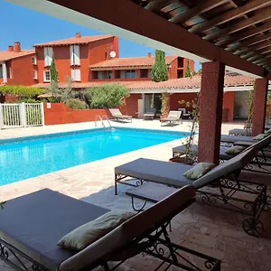 Castillon Des Baux Hotel